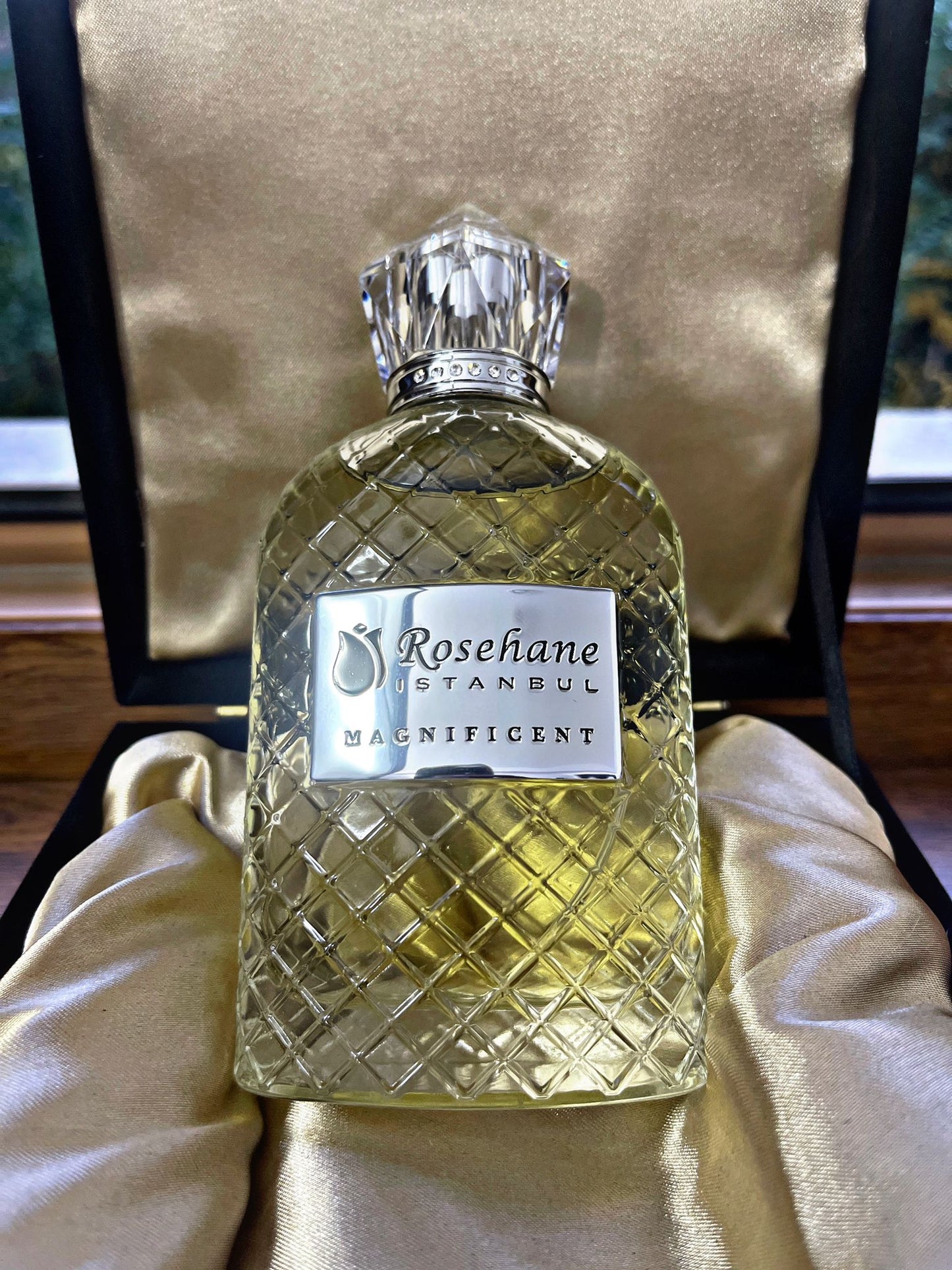 MAGNEFICIENT  ROSEHANE VIP ROYAL KOBYPALACE 100ML
